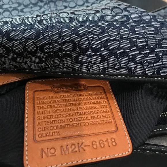 Coach hobo handbag - Picture 3 of 5